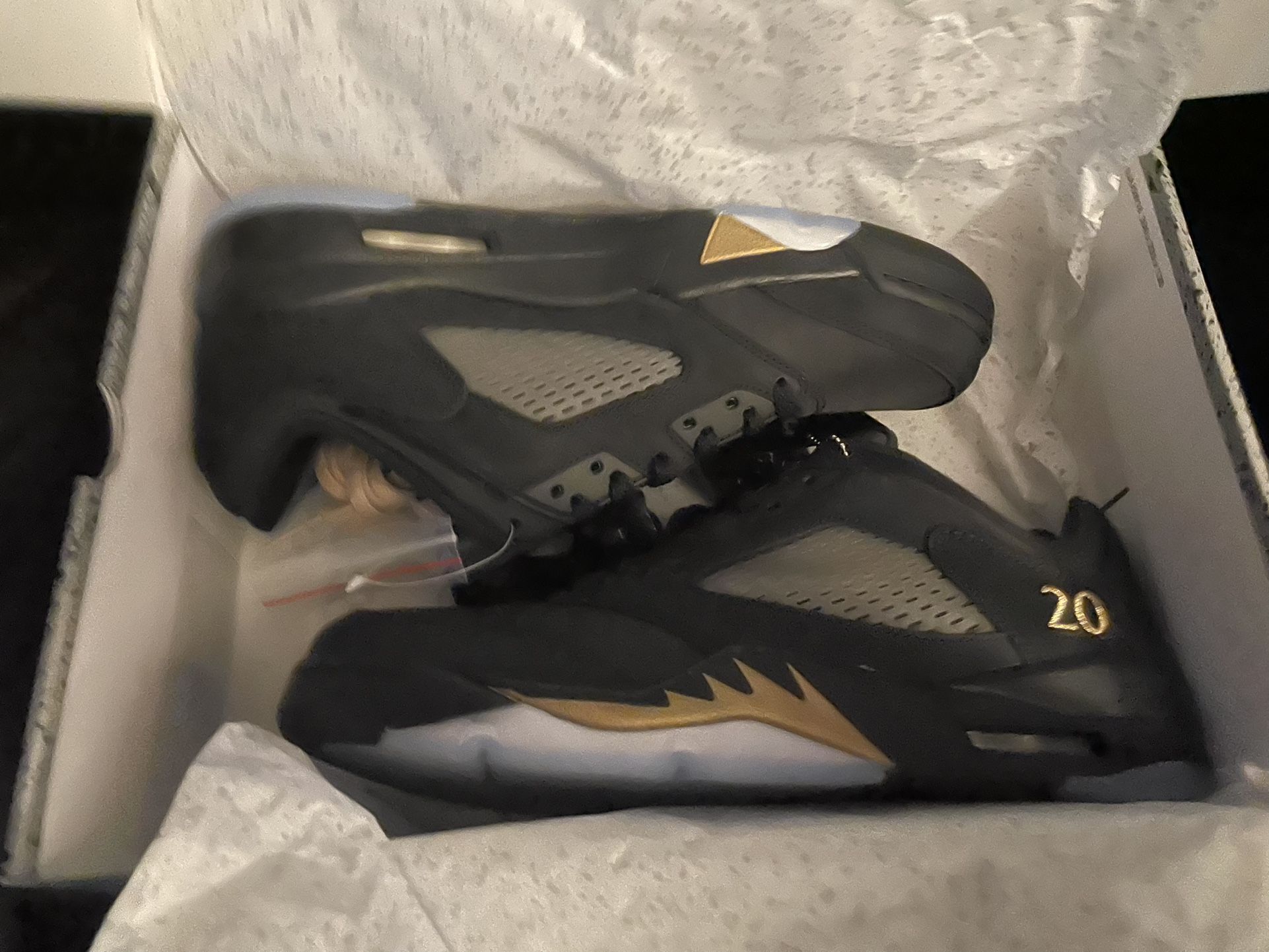 JORDAN 5 Low (Graduation 20/21) Dead stock Size 9