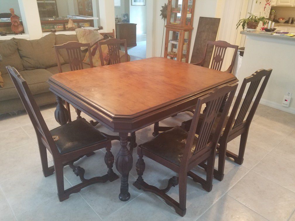 Mary Style Antique Dining Table, Antique Dining Room Chairs With Arms