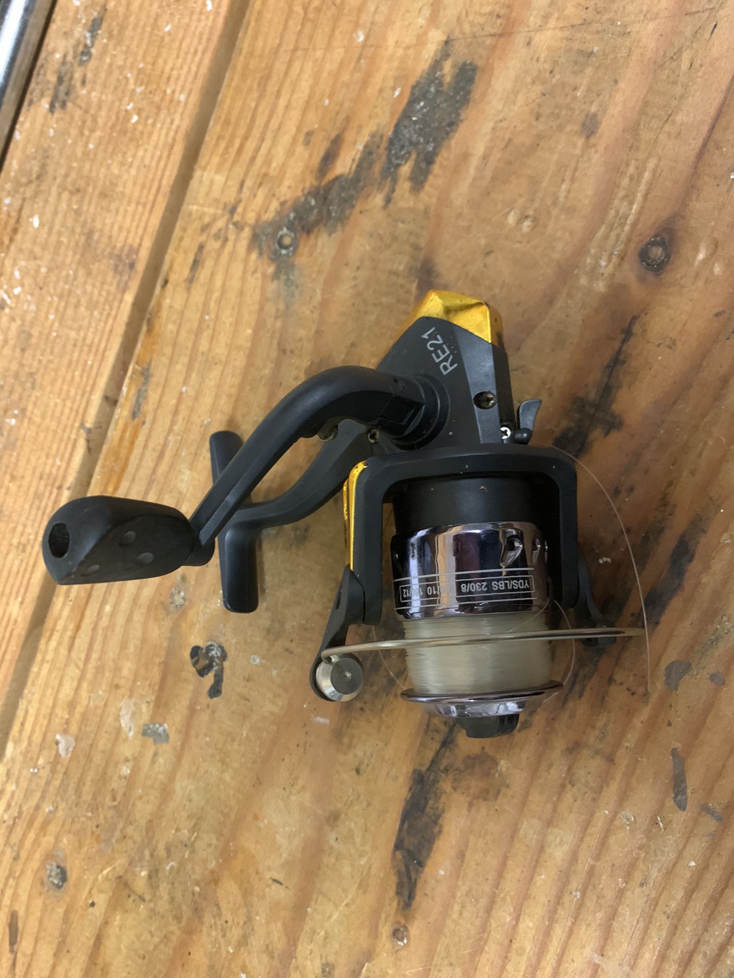 1000 Size Fishing Reel Bass/trout 