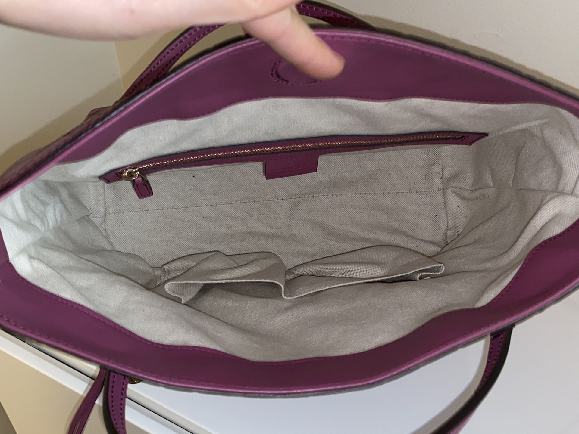 Authentic Gucci Bree Top Handle Convertible Tote Bag