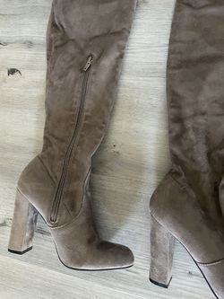 Beige Thigh High Boots Size 6 1/2 Thumbnail