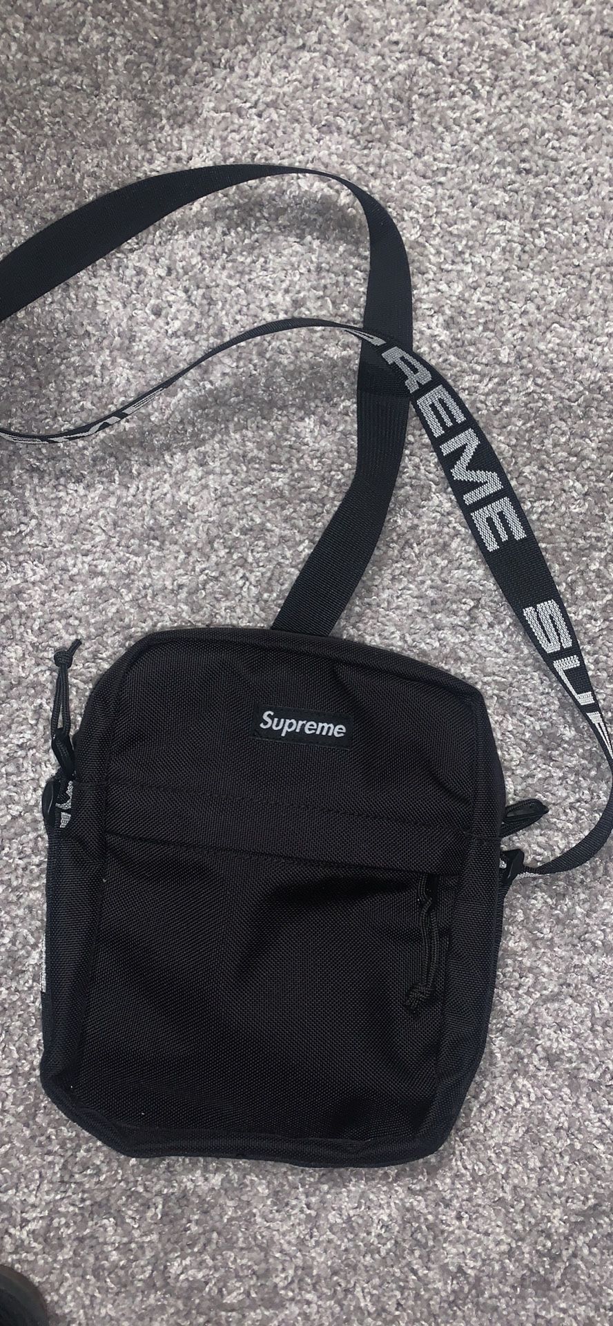 Supreme shoulder bag