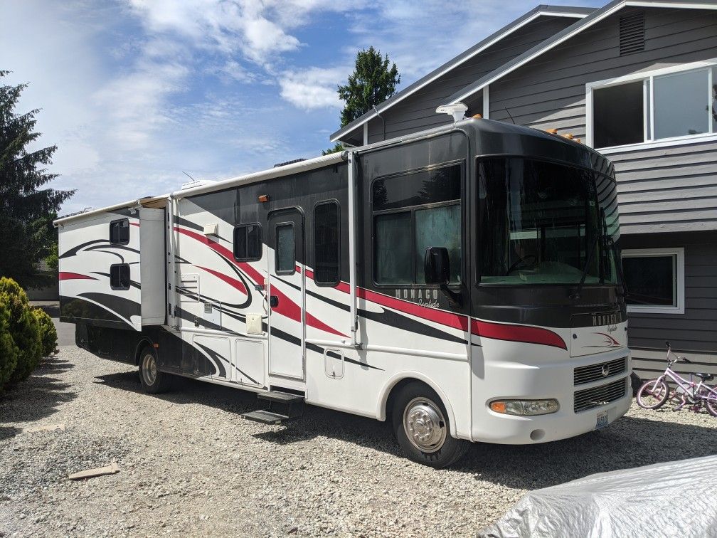 2010 MONACO RIPTIDE 34SBD Bunkhouse RV Gas Motorhome Class A with 99K ...