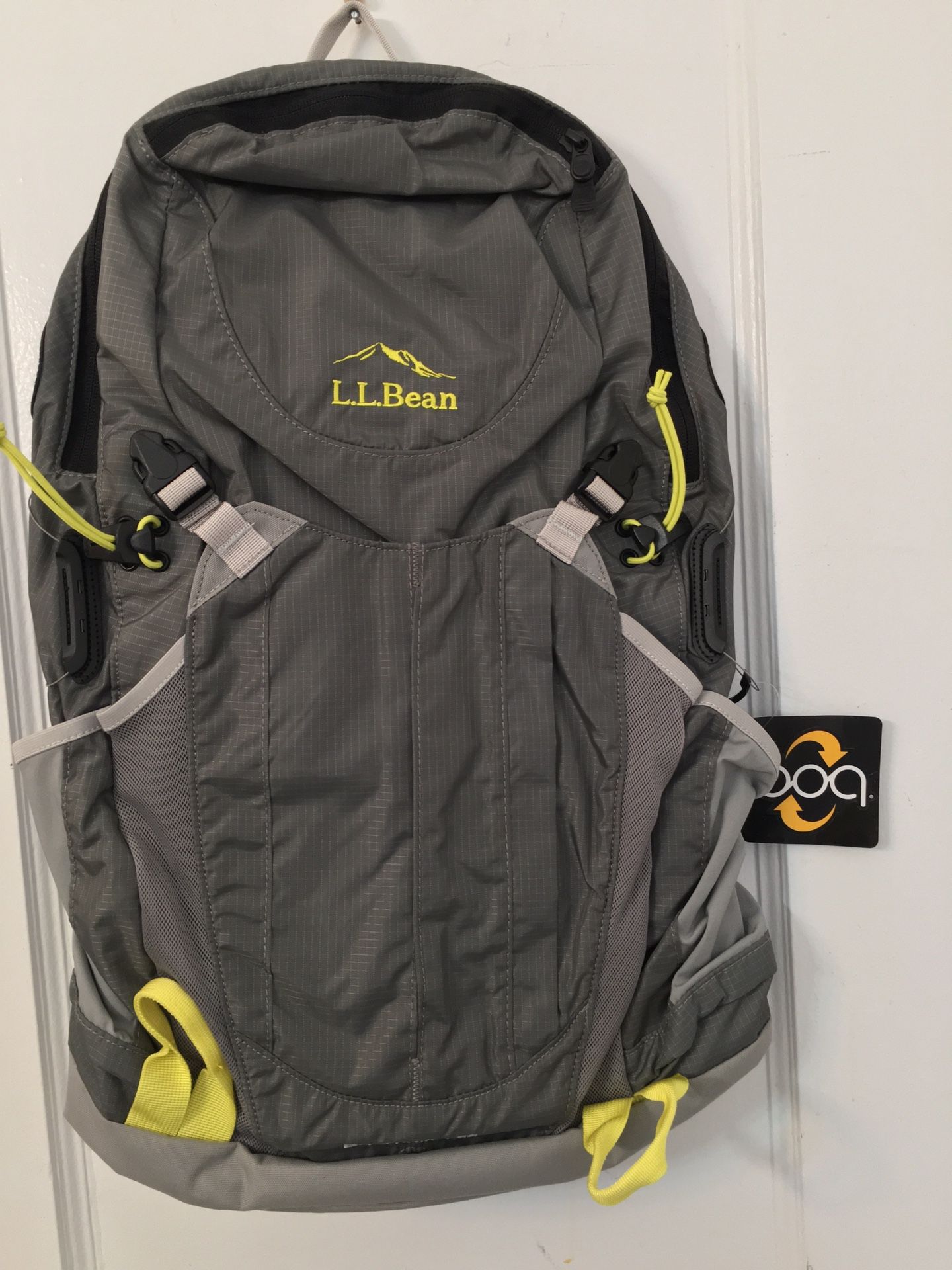 L.L Bean day trekker 25 Hiking backpack