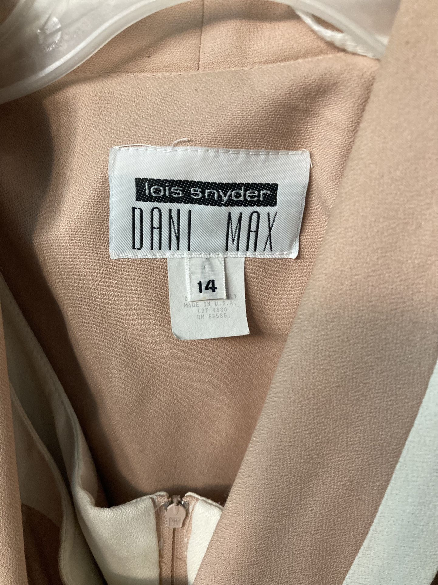 Lois Snyder Dani max Pink Dress Suit