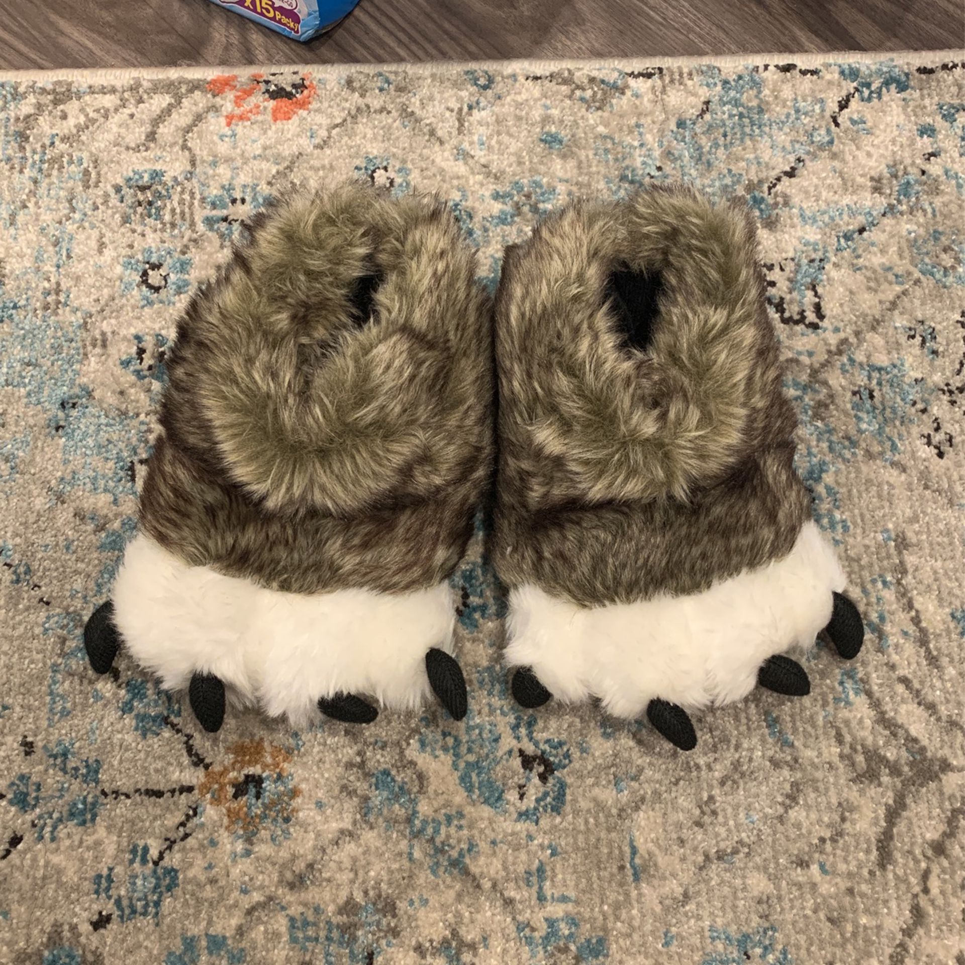 Baby stuffed bear shoes