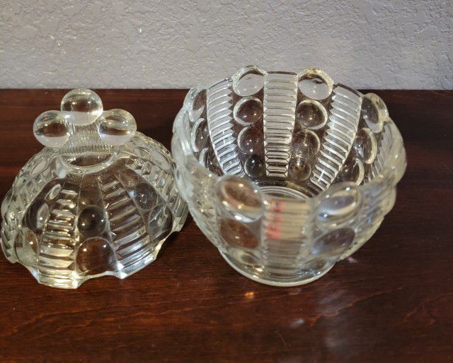 RARE Tiara clear glass button and ridge Candy Dish Jar with lid cover