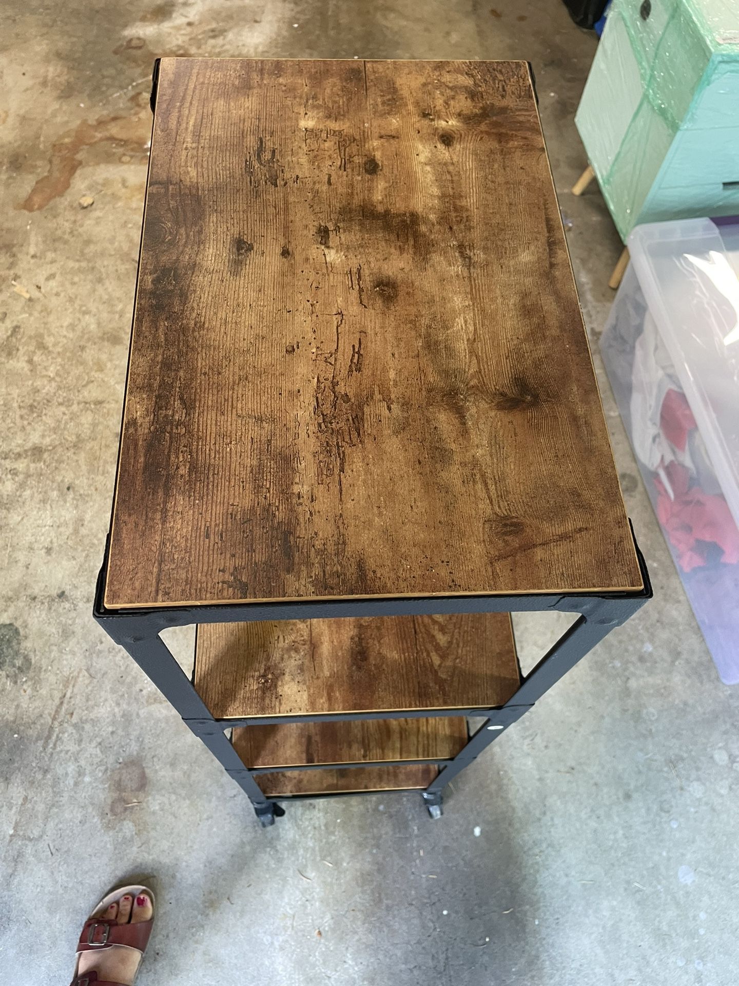 Rolling shelves