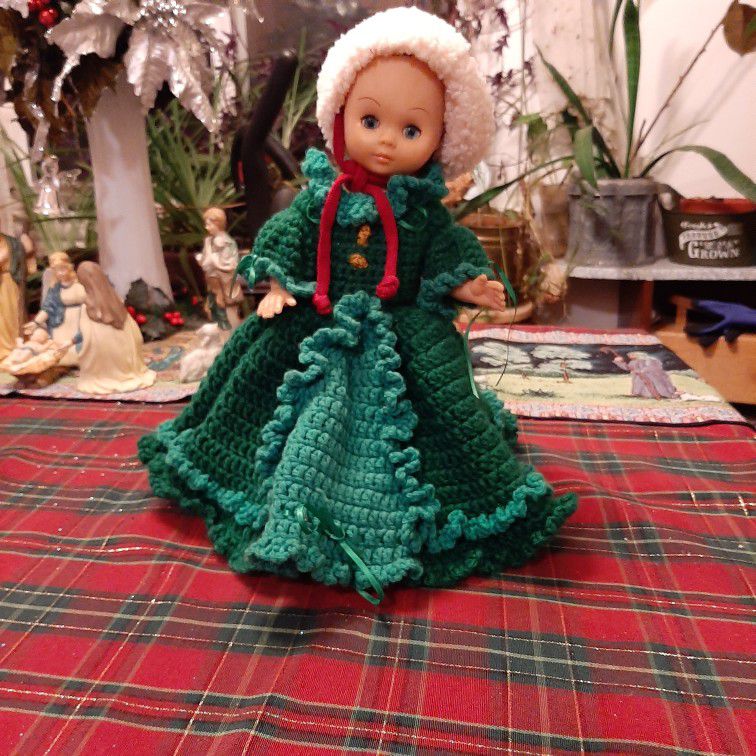 Vintage Christmas Bonnie Doll 