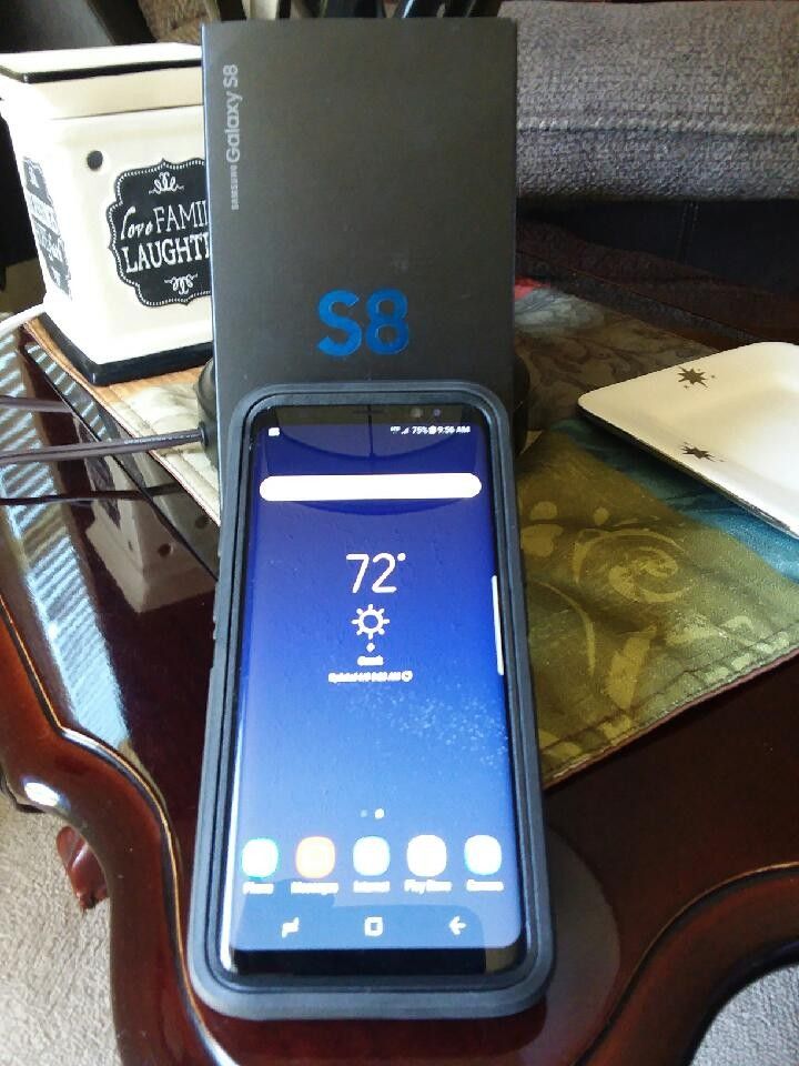 Samsung Galaxy S8 with OtterBox case and all accessories Must sale