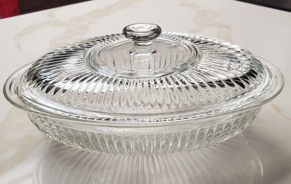 Vintage Toscany Oval Pressed Clear Glass Baking Dish With Lid $ 35.00 Price Firm