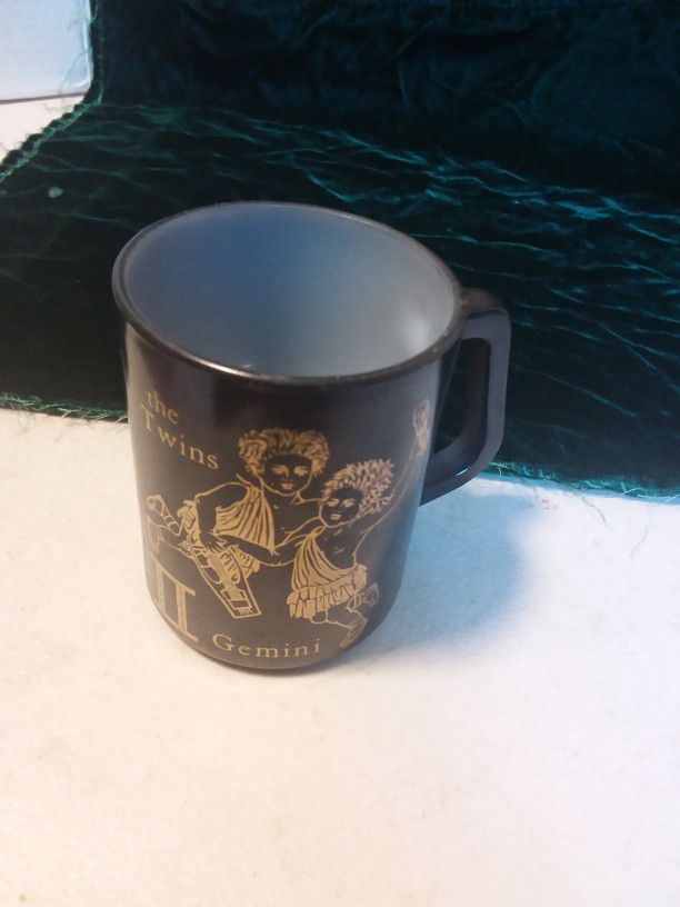 Vintage 1960'S BLACK AND GOLD ZODIAC COFFEE MUG SIGN OF  GEMINI 4" H X 3" W, 