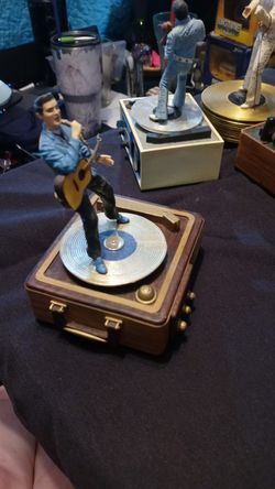 Elvis Presley Music Boxes and Elvis Presley Collector's Glass Plate Thumbnail
