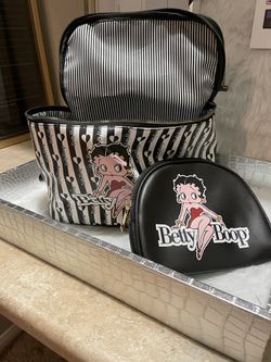 Betty Boop Cosmetics Case Never Used Thumbnail