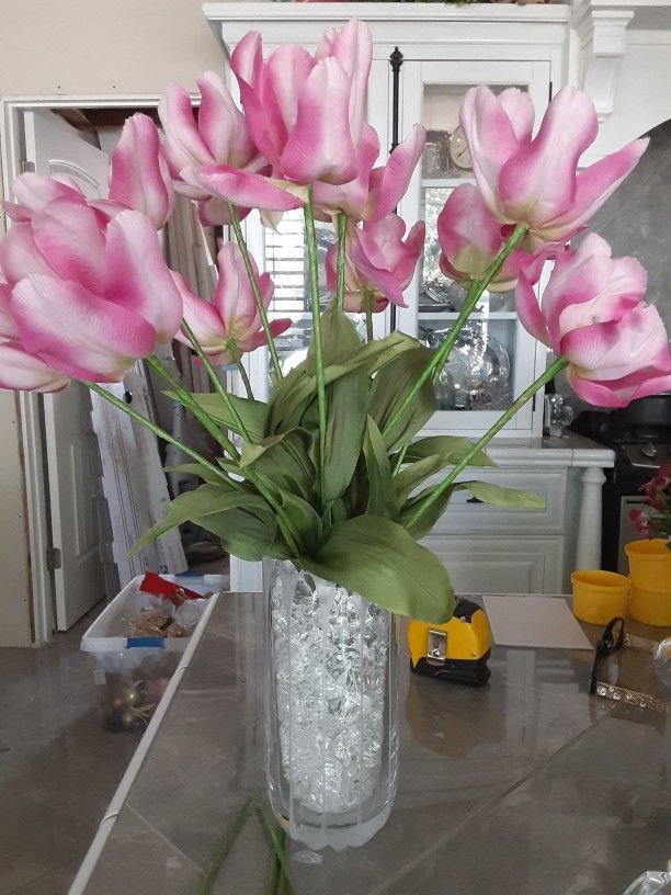 12 Stems Of High End Wired Pink Tulips (New) 16 Dozen Available