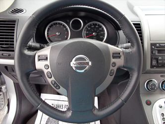 2010 Nissan Sentra Thumbnail