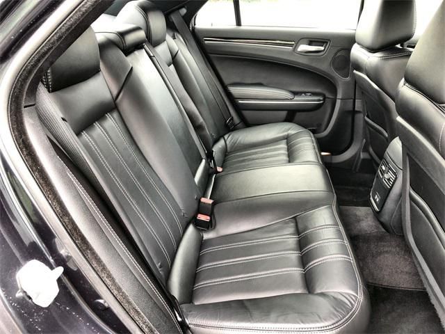 2017 Chrysler 300