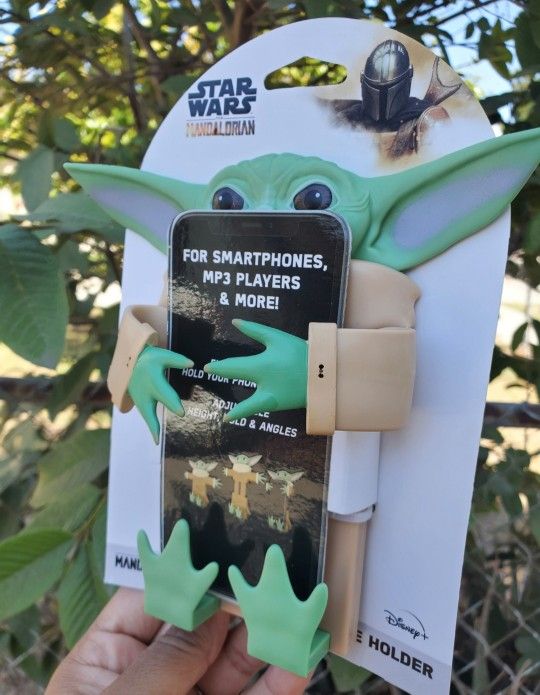 Baby Yoda Phone Holder
