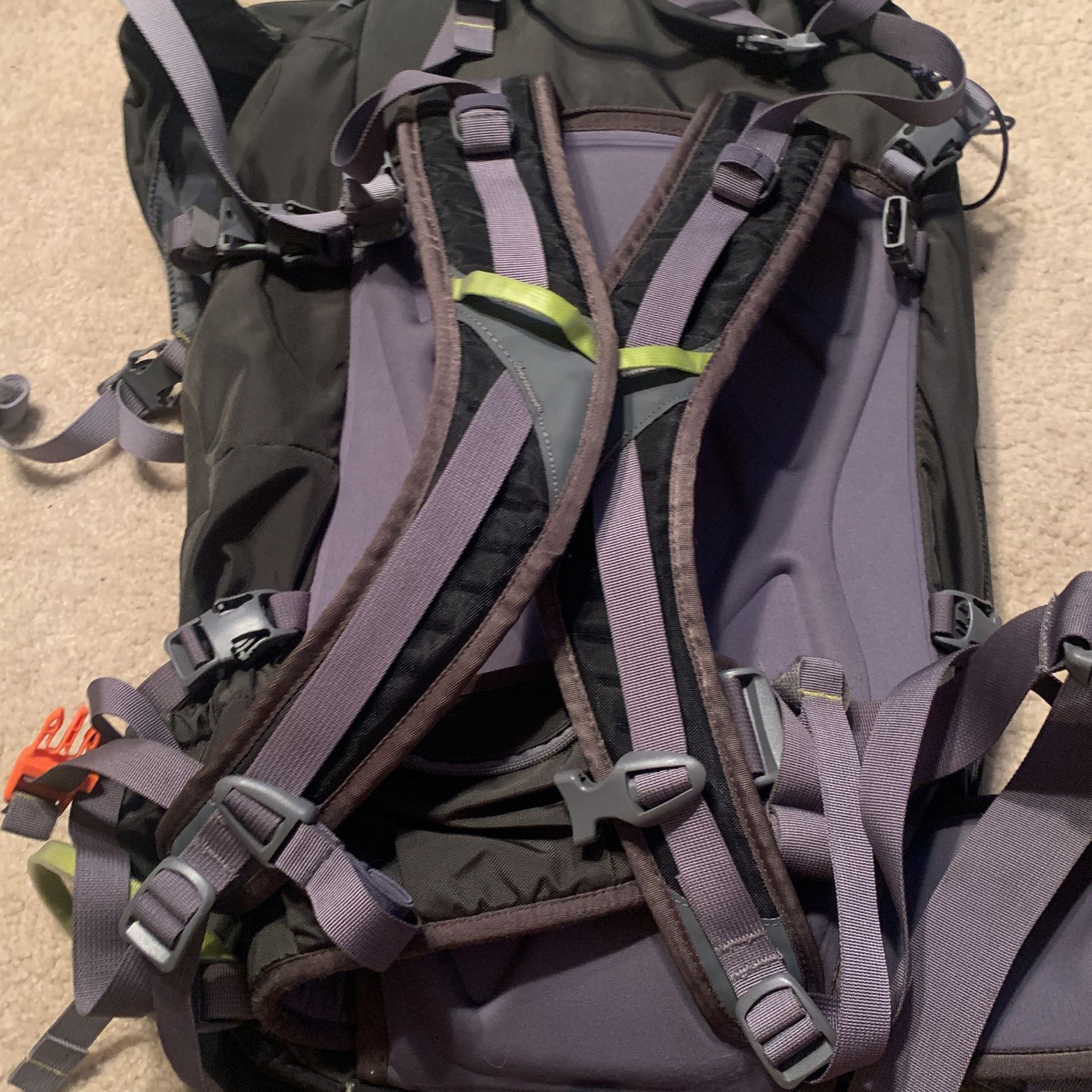 REI Co-op Pinnicale Hiking Backpack 