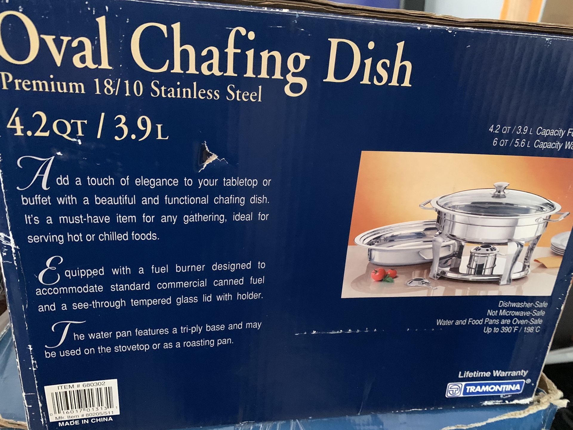CHAFING DISH OVAL-TRAMONTINA #680302 PREMIUM 18/10 STAINLESS STEEL 4.2 QT/ 3.9L