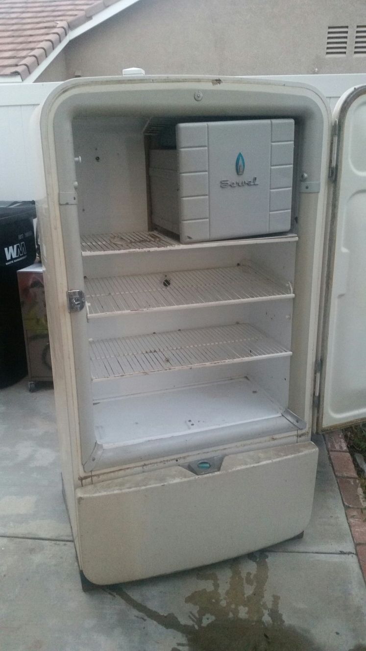 Vintage Servel natural/propane gas refrigerator for Sale in Corona, CA OfferUp