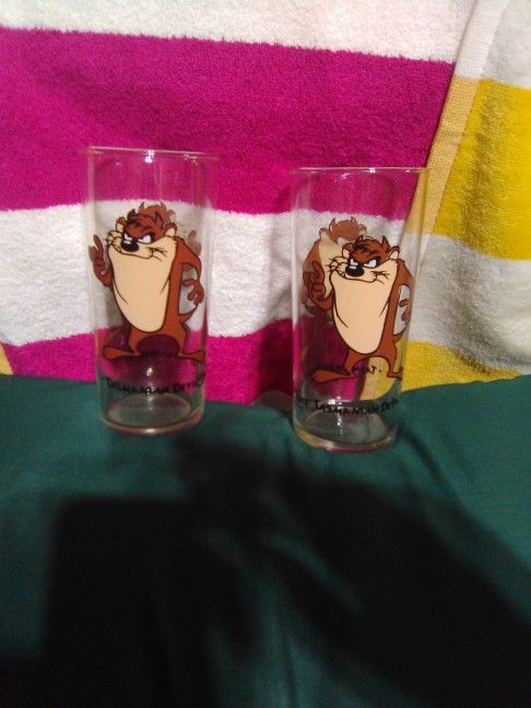 2 Vintage Taz Glasses