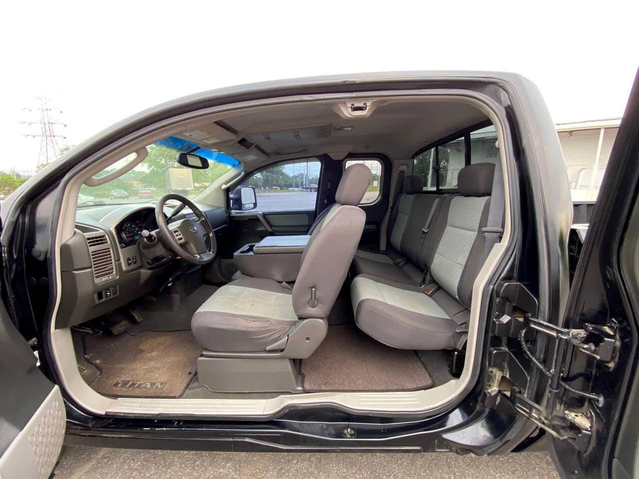 2004 Nissan Titan