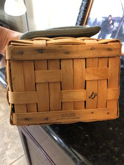 Longaberger Small Basket  Thumbnail