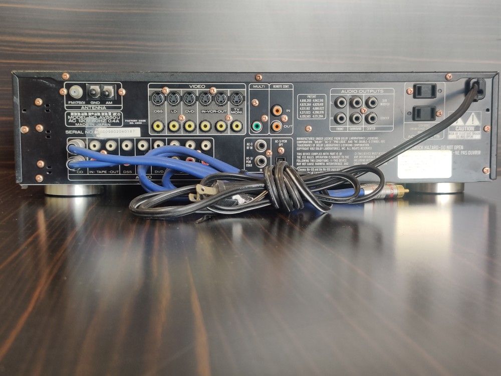 Marantz AV550 Pre Amplifier Tuner