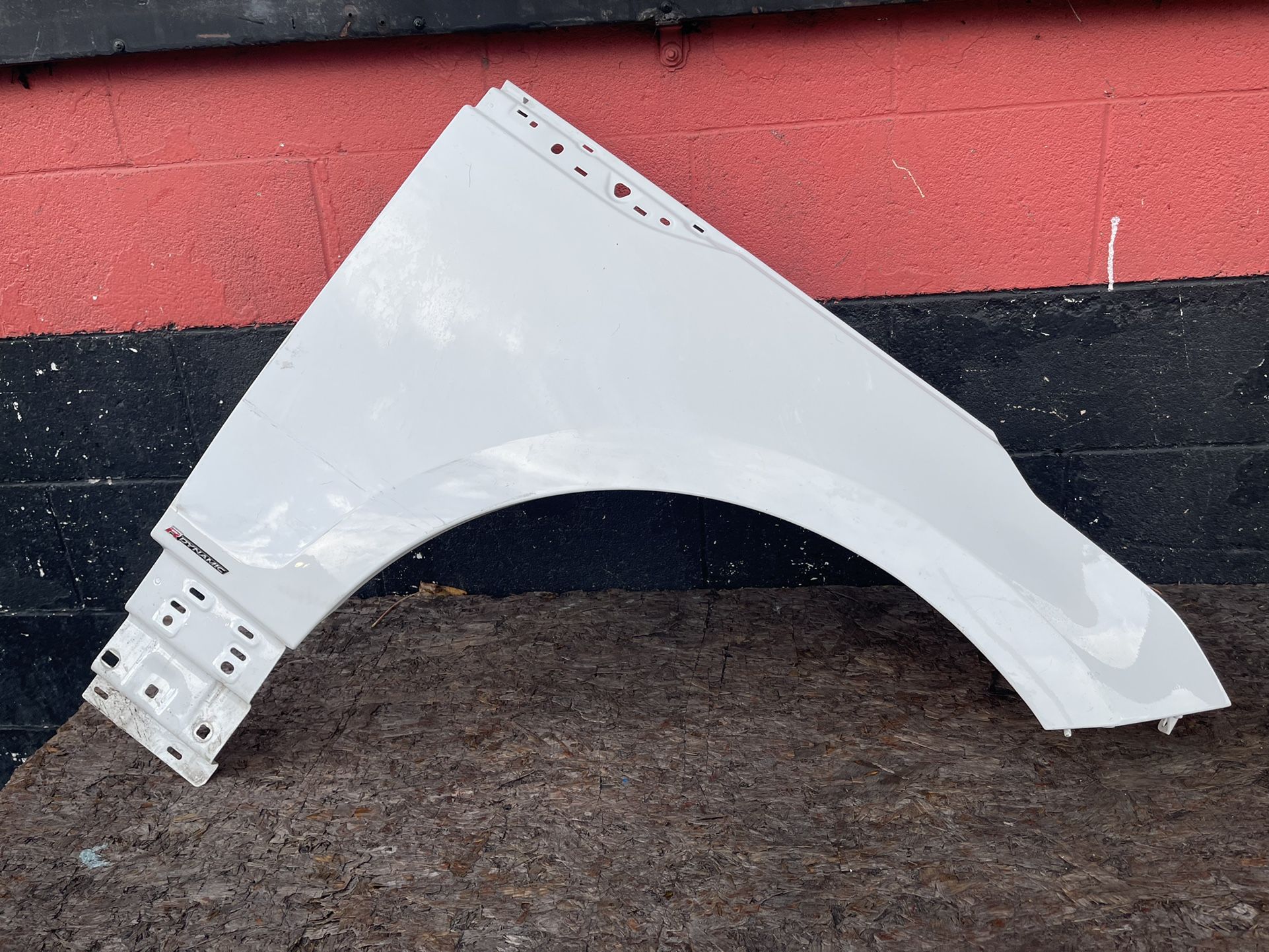 Range Rover Velar Right Fender 2018-2020