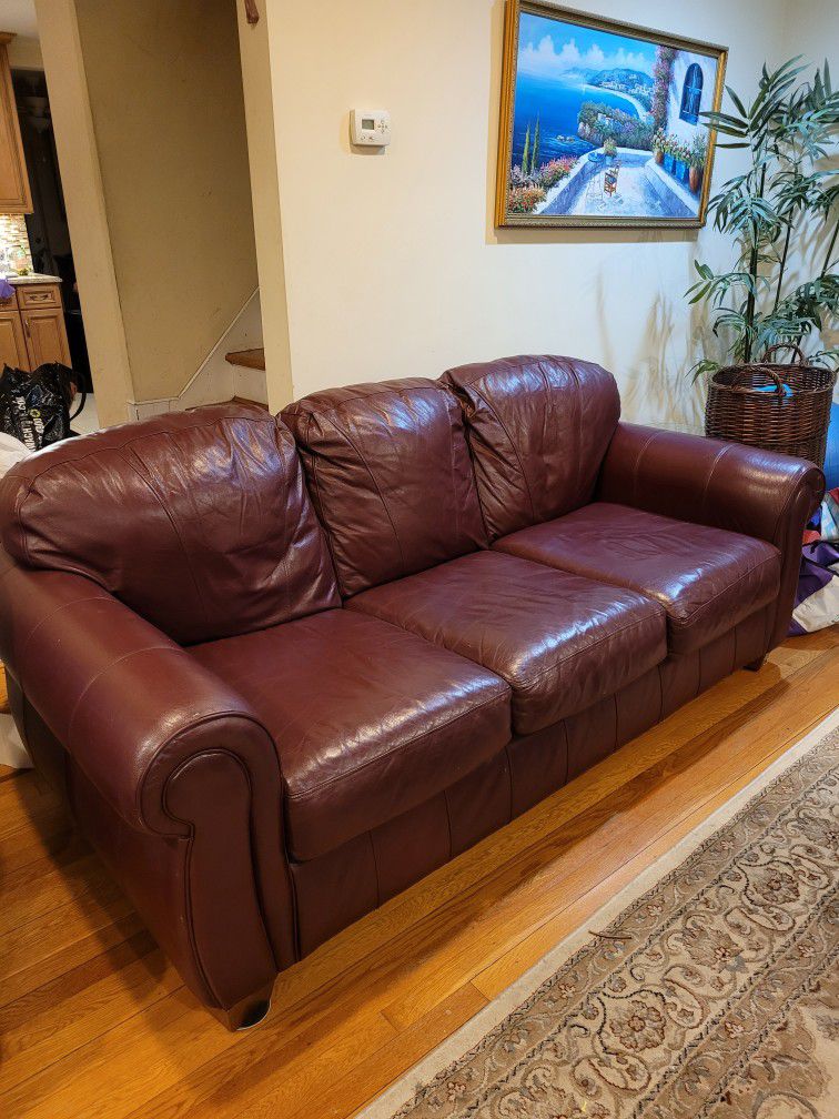 Large Leather Sofa Couch 7ft Excellent, 7ft Leather Sofa
