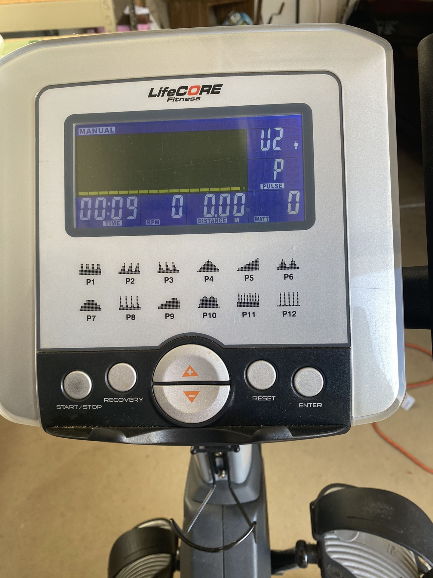 LifeCore Fitness LC-850 Recumbent Bike