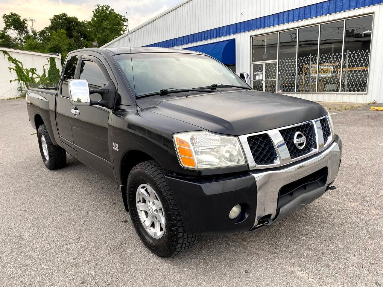2004 Nissan Titan