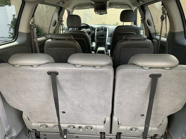 2006 Chrysler Town & Country
