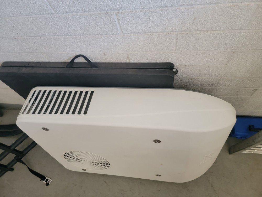 Coleman Mach 8 Plus CUB

Air Conditioner