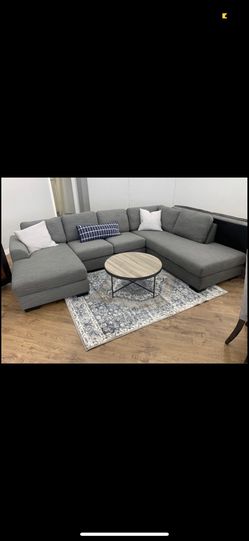 Beautiful U-shaped sectional sofa!! IN STOCK , multiple colors😏😏 Thumbnail