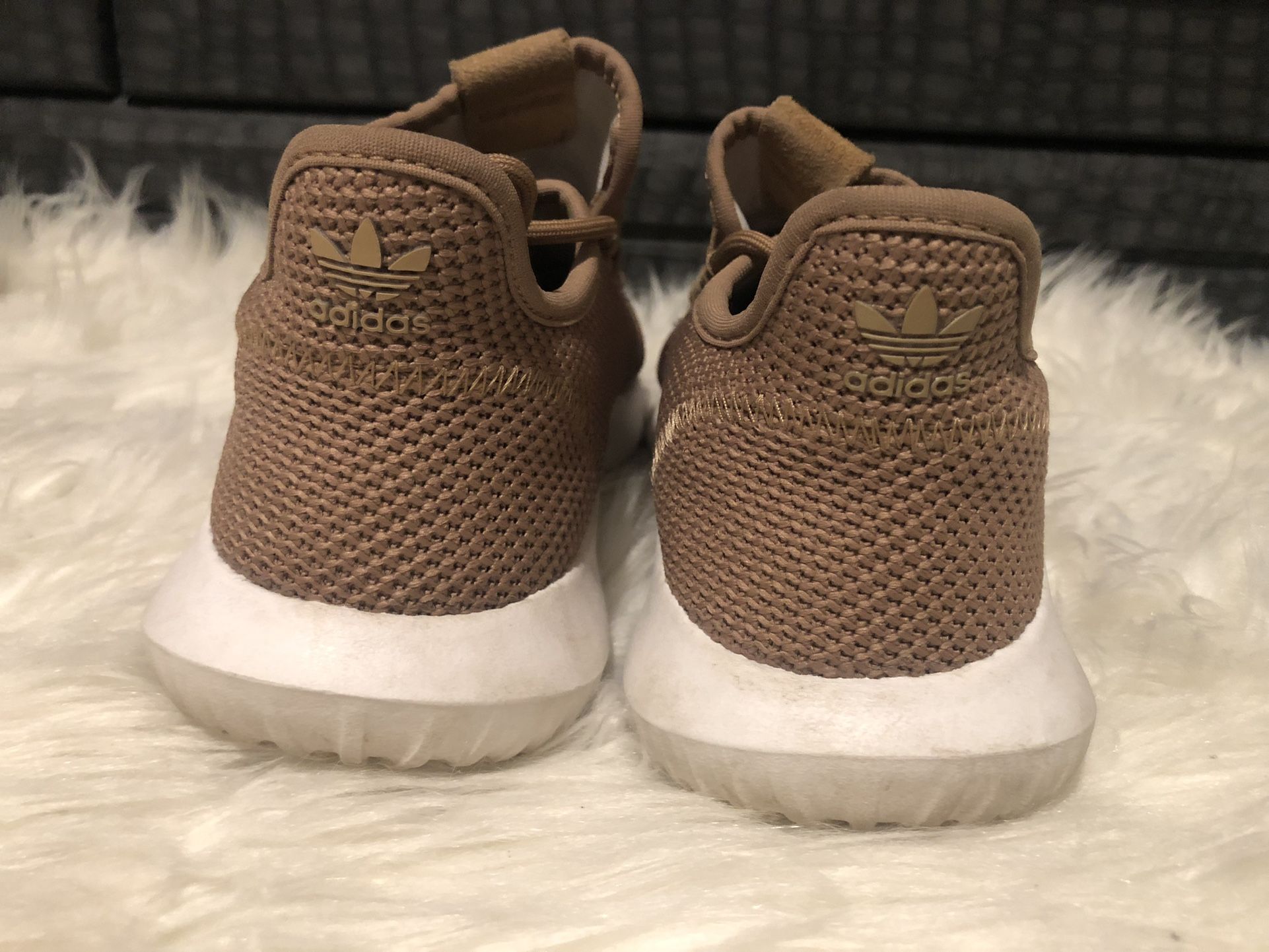 Adidas Tubular Nude 5y