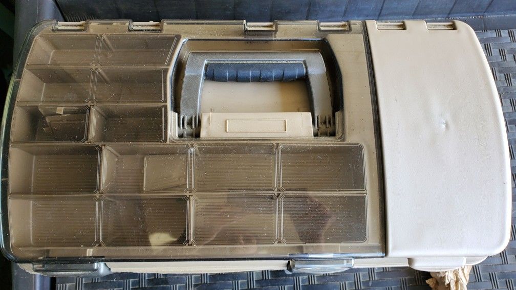 Plano 7771 Guide Series Tackle Box