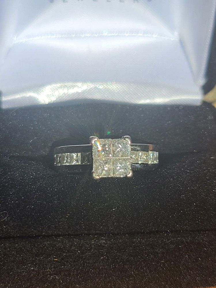 1.5 carat diamond engagement ring with 14k white gold
