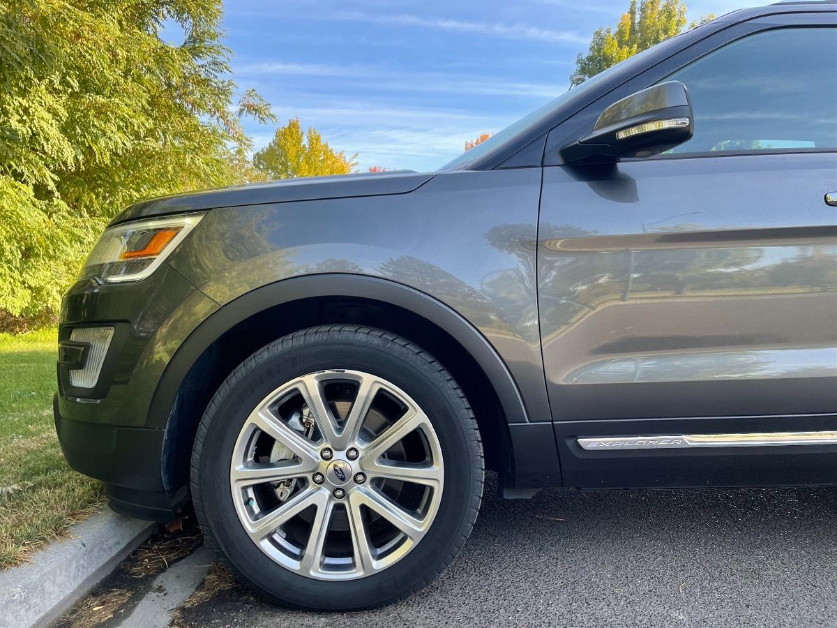 2017 Ford Explorer