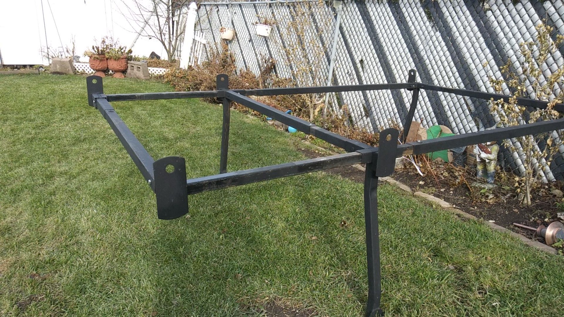 Truck bed ladder rack