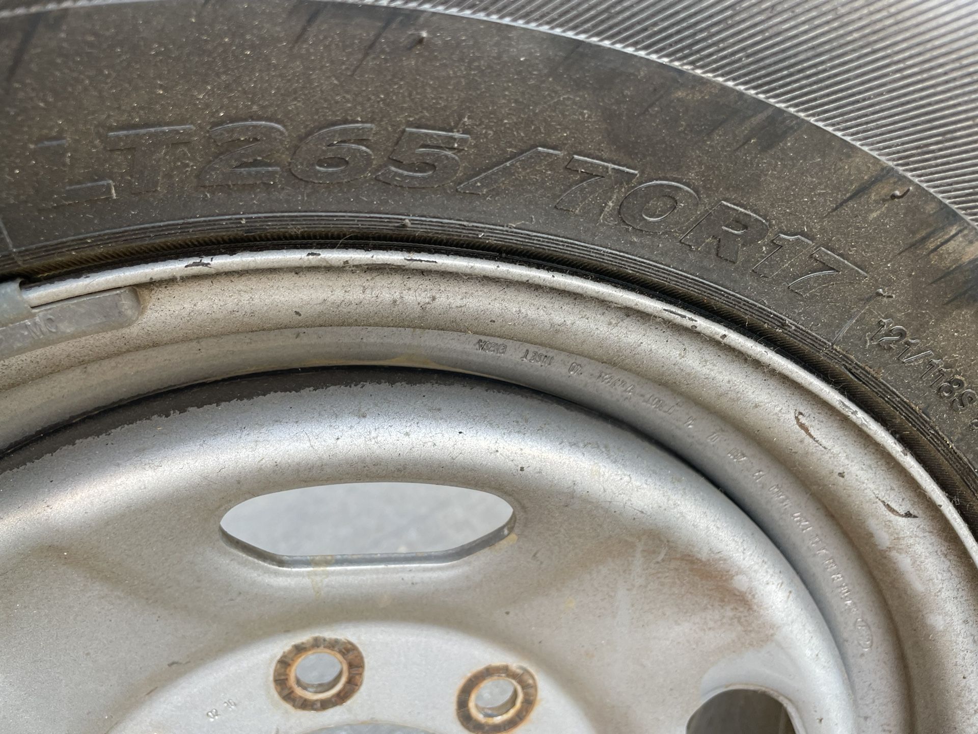 275-70-17”