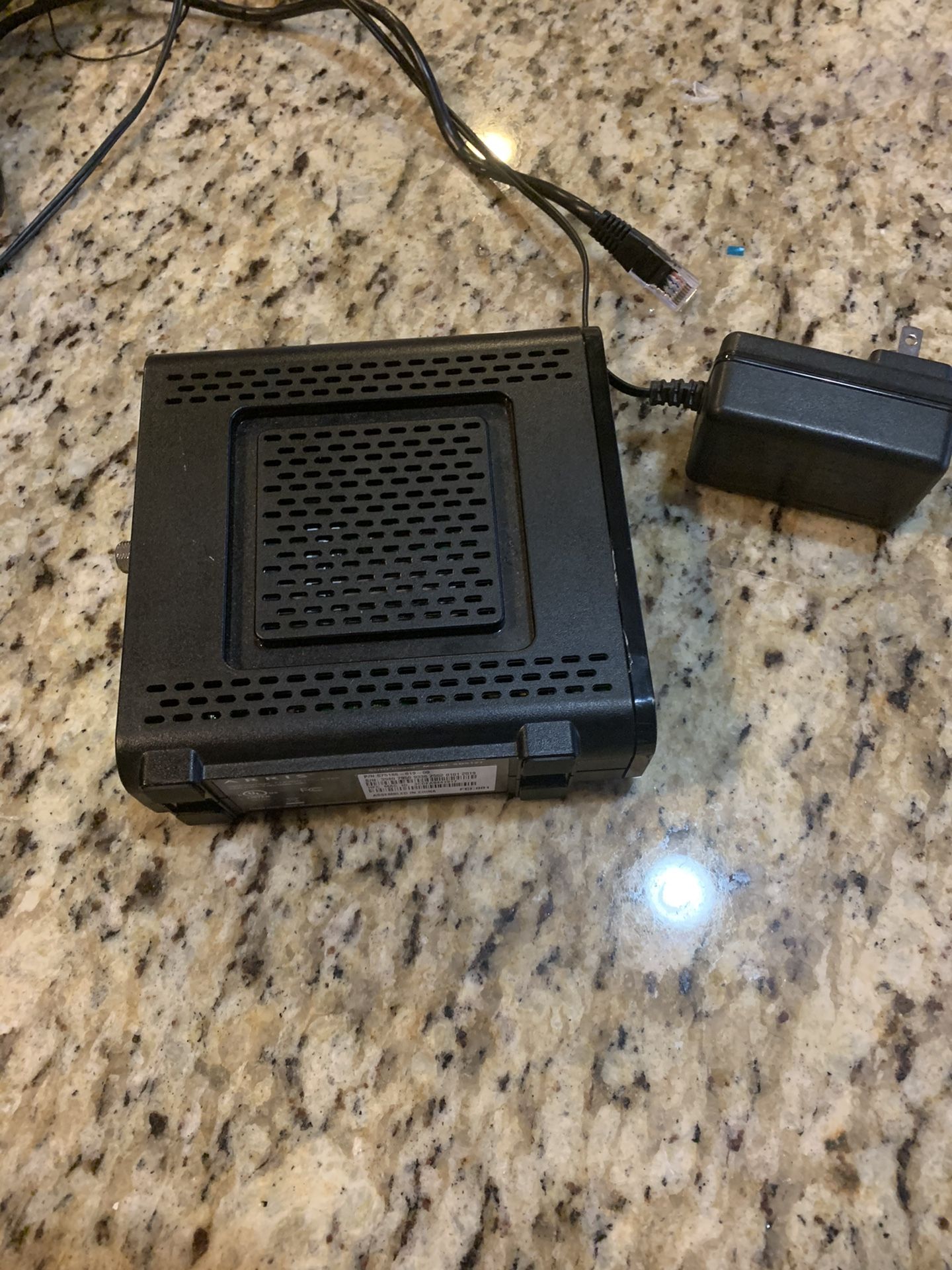 ARRIS SURFboard Modem SB6121