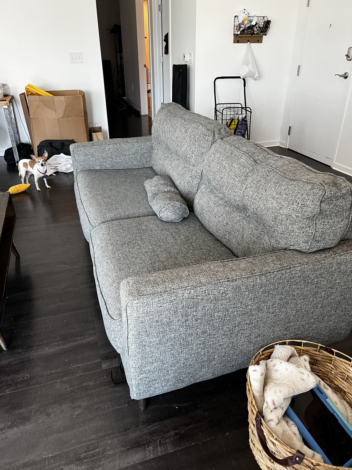 Couch And Coffee Table 