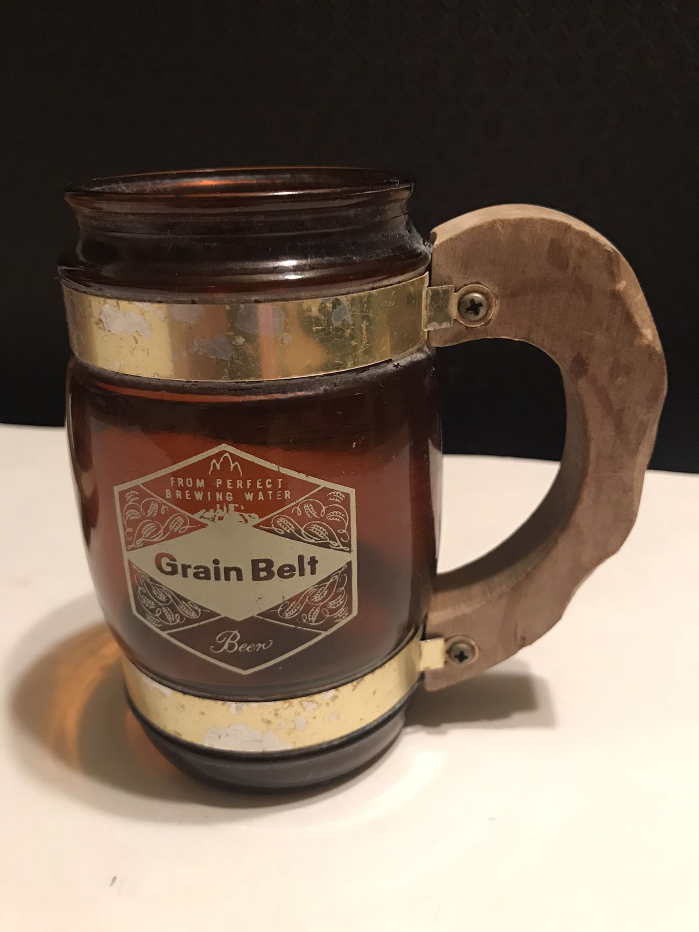 Vintage Set of Two Grain Belt Beer Brown Glass Siesta Ware Wood Handle Mugs