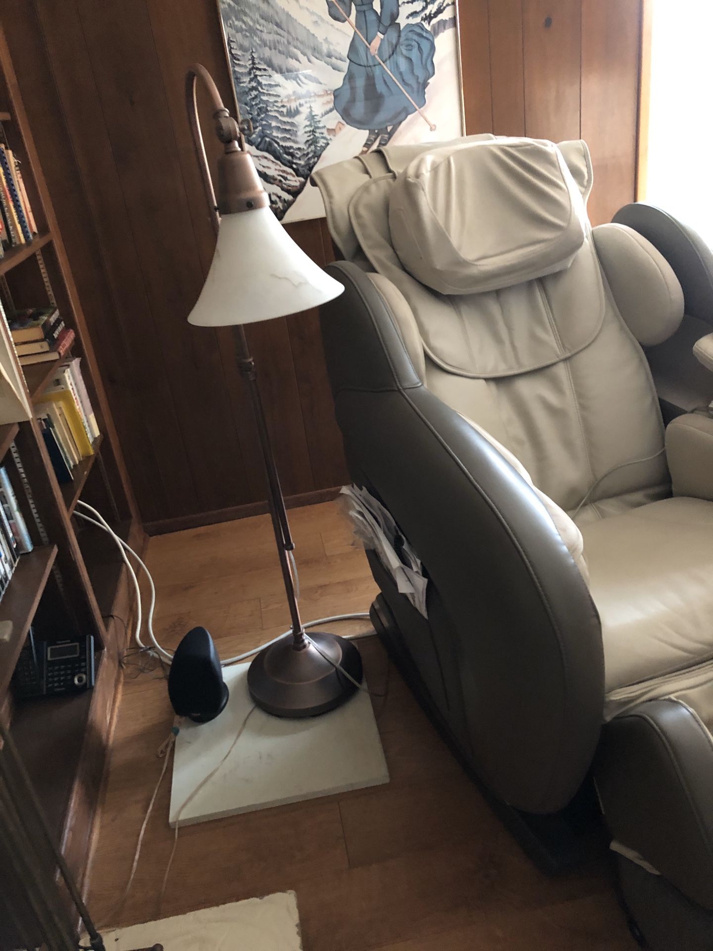 Massage Chair Brookstone OSIM uAstro for Sale in Orange, CA OfferUp