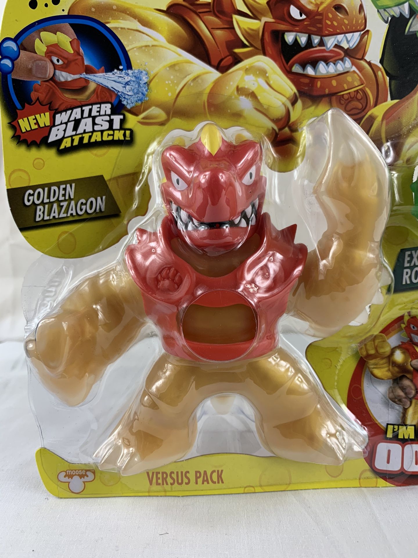 Heroes of Goo Jit Zu Golden Blazagon vs Rock Jaw Water Blast Versus Action Figur