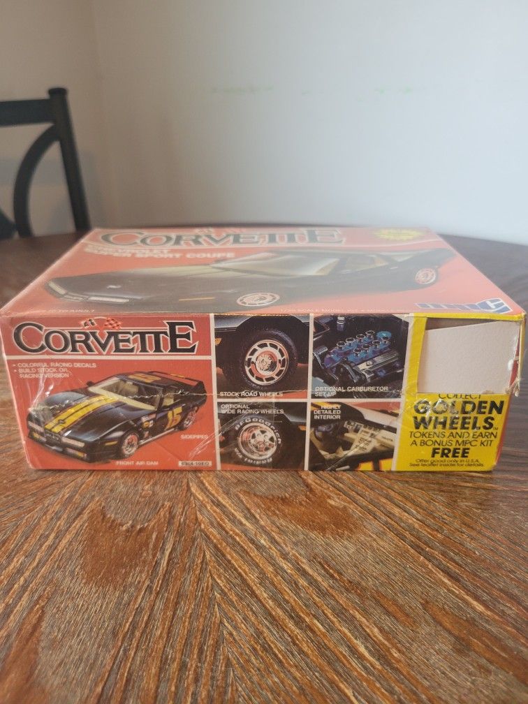 MPC #6364 Corvette Super Sport Coupe 1/25 Scale Model Kit New Sealed