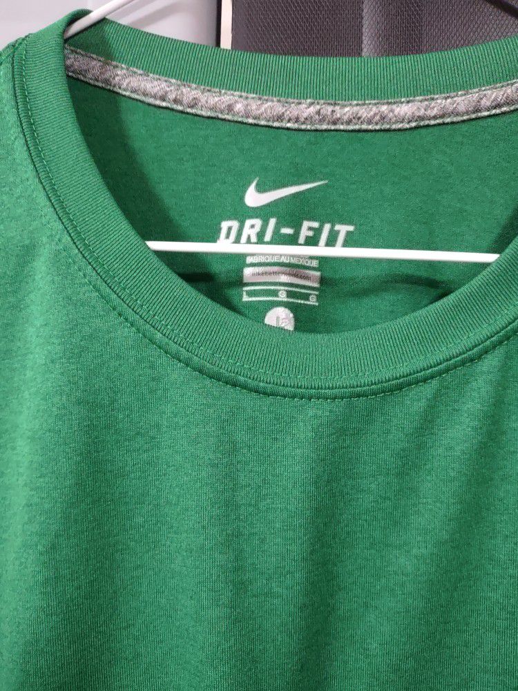 New~Nike Dri-Fit Shirt: Green 