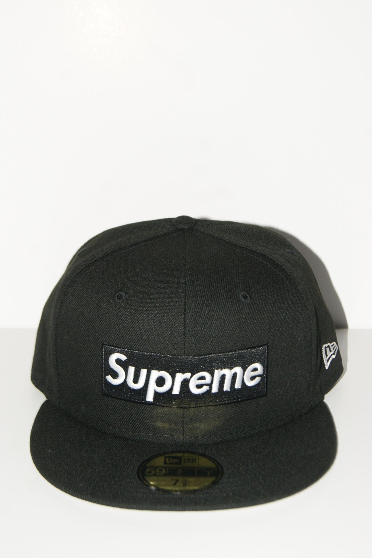 Supreme x New Era Champions Box Logo